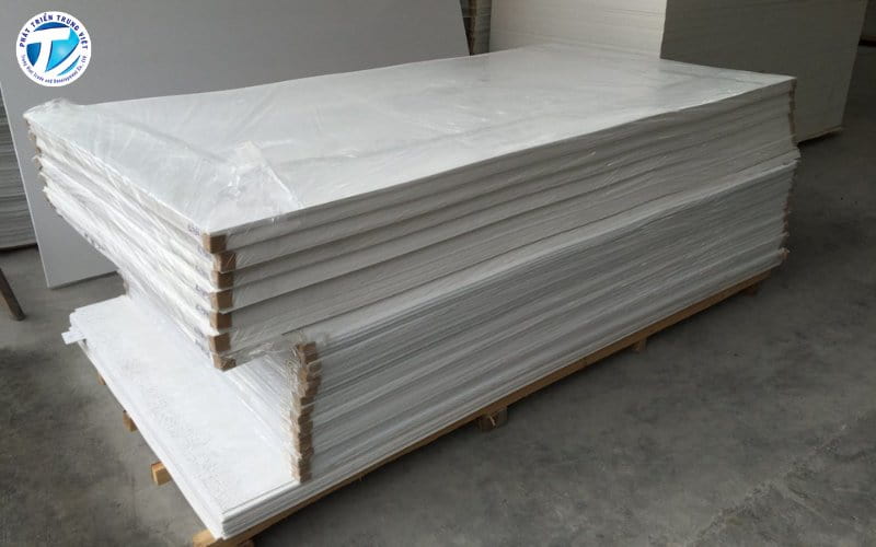 Fomex có nhiều kích thước như 3mm, 5mm, 8mm...